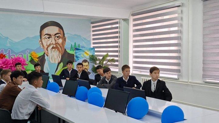 №44 ЖОББМГ білім алушыларымен 2025 жылдың қараша айында Қазақстан Республикасы Ұлттық қауіпсіздік комитетінің шекара академиясы үгіт насихат жүргігені туралы